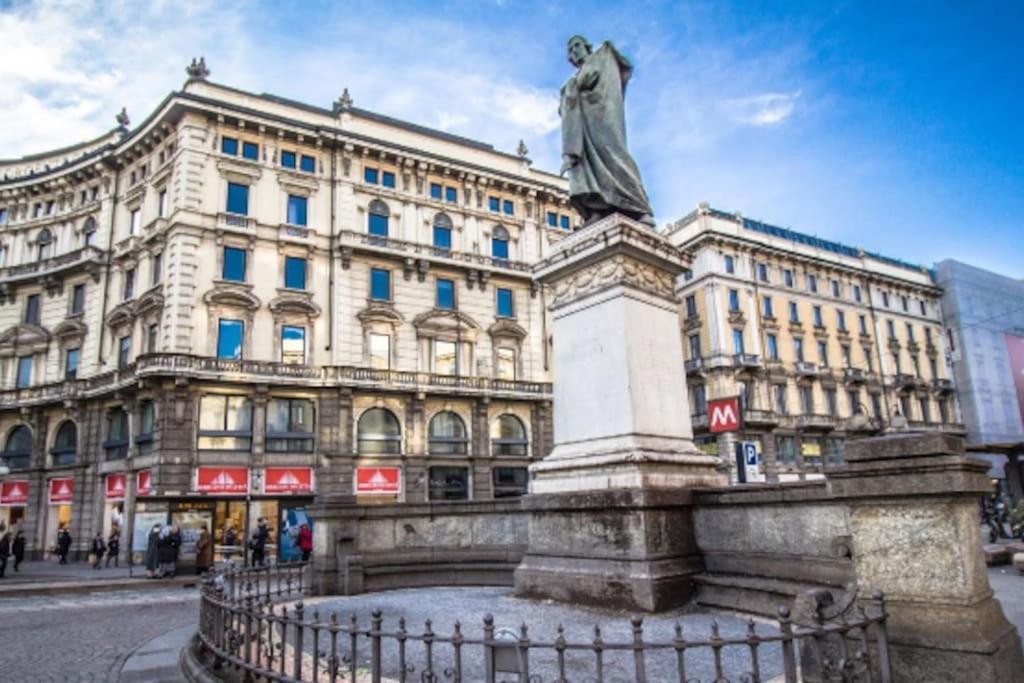 Piazza Duomo - Antico Appartamento Dell'800 Milano Exteriör bild